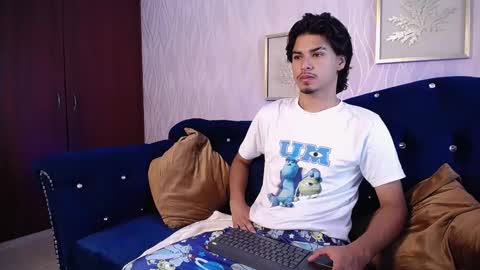 Mathew online show from 12-17-25, 06:36