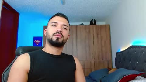 mathewhot3 online show from 11-17-25, 10:04