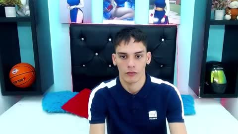 mathews_hot21 online show from 09-08-25, 03:44