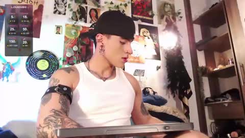 Mathew                        online show from 01-17-25, 02:29