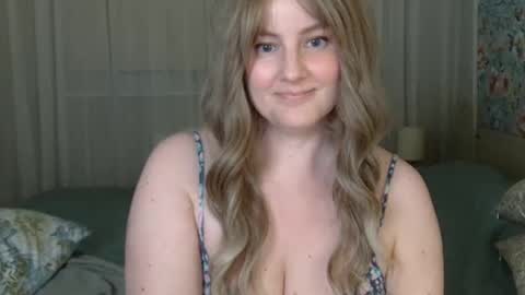 mathilde_solveig online show from 12-30-24, 06:38