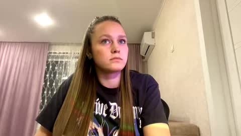 Anny Simpson online show from 09-26-25, 05:06