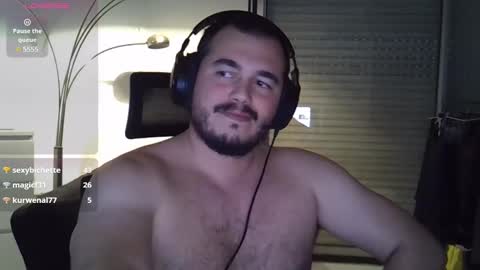 Snapshot of mathou34 chatting on 12-11-24, 04:31 Mathou online show from 12-11-24, 04:31