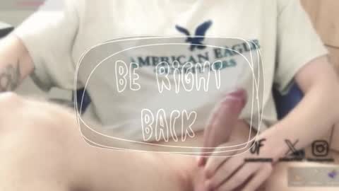 Snapshot of mathwx_ chatting on 11-26-25, 02:29 Alejandro Alex online show from 11-26-25, 02:29