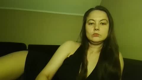 Snapshot of mati1da chatting on 10-23-25, 10:19 Matild online show from 10-23-25, 10:19