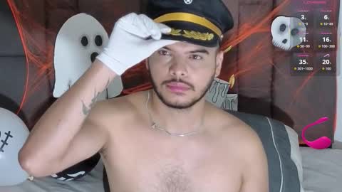 Snapshot of matiastowers chatting on 10-28-25, 04:49 Matias Towers online show from 10-28-25, 04:49