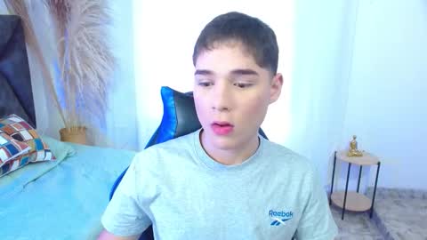 Mati online show from 12-17-25, 01:39