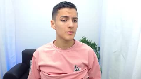 Matias online show from 11-09-25, 01:42