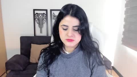 Snapshot of matilda_sweet18 chatting on 01-26-25, 02:19 Lucia online show from 01-26-25, 02:19