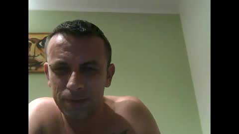 Snapshot of matoterzic48 chatting on 09-25-25, 09:18 toma online show from 09-25-25, 09:18