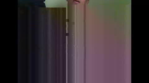Snapshot of matoterzic48 chatting on 09-28-25, 10:53 toma online show from 09-28-25, 10:53
