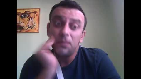 Snapshot of matoterzic48 chatting on 10-17-25, 01:57 toma online show from 10-17-25, 01:57