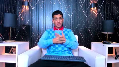 Matt Ruso online show from 11-11-25, 03:17