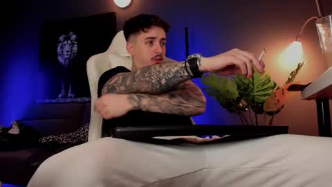 Snapshot of matt_thestud chatting on 02-03-26, 07:35 Matt online show from 02-03-26, 07:35