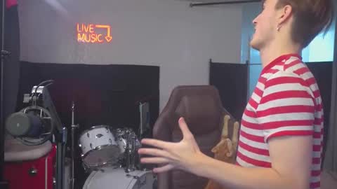 Matt Cash online show from 10-21-25, 01:06