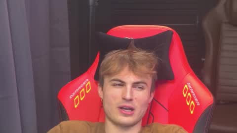 Snapshot of mattcashxxx chatting on 02-03-26, 02:21 Matt Cash online show from 02-03-26, 02:21