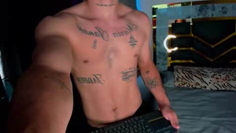 Snapshot of mattdevon chatting on 10-25-25, 08:58 Matt online show from 10-25-25, 08:58