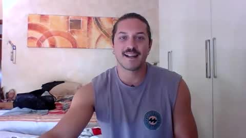 matteushh87 online show from 10-10-25, 07:29