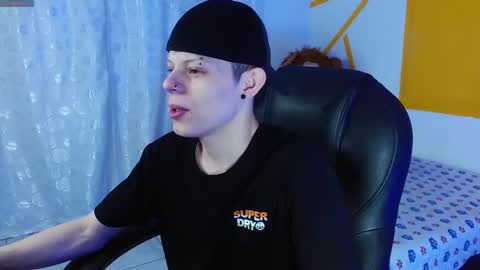 MatthewBoy online show from 12-21-24, 05:25