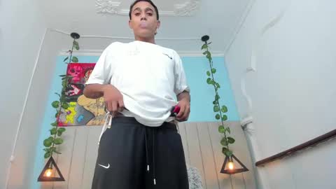 MATTHIEU  online show from 09-26-25, 08:13