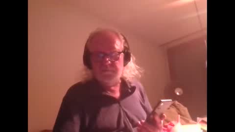 Matthias online show from 09-21-25, 03:08