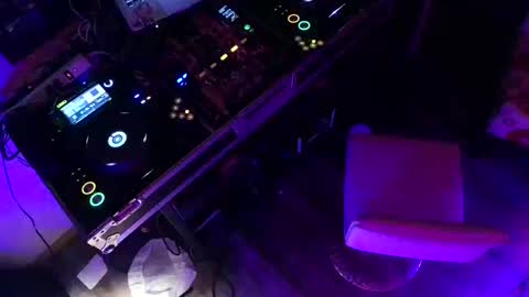 Snapshot of mattiedee369 chatting on 10-29-25, 03:03 mattiedee369 online show from 10-29-25, 03:03