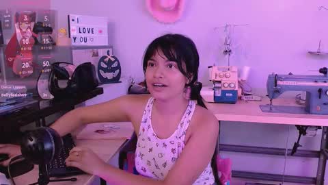 mattilda_18 online show from 10-01-25, 08:59
