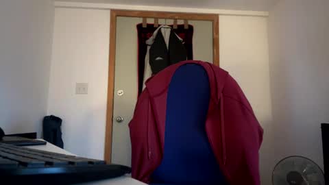 Snapshot of mattiufr chatting on 12-14-24, 08:40 Matt online show from 12-14-24, 08:40