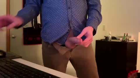 Snapshot of mattiufr chatting on 01-17-25, 11:51 Matt online show from 01-17-25, 11:51