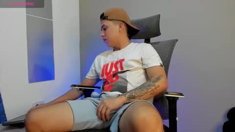 Snapshot of mattiwsmorris_ chatting on 11-17-25, 02:34 mattiwsmorris_ online show from 11-17-25, 02:34