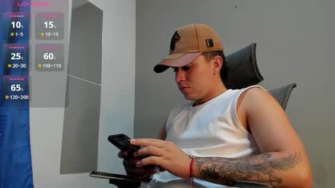 Snapshot of mattiwsmorris_ chatting on 11-29-25, 07:00 mattiwsmorris_ online show from 11-29-25, 07:00