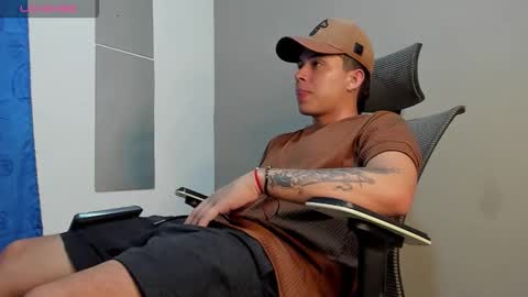 Snapshot of mattiwsmorris_ chatting on 12-01-25, 10:15 mattiwsmorris_ online show from 12-01-25, 10:15