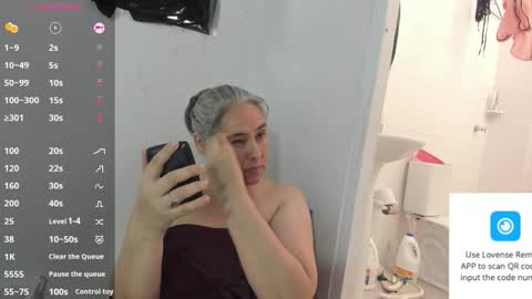 Snapshot of mature_gold1 chatting on 03-20-26, 12:10 danna mature online show from 03-20-26, 12:10