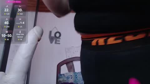 Snapshot of mature_liaa chatting on 12-18-25, 02:56 Mature liaa online show from 12-18-25, 02:56