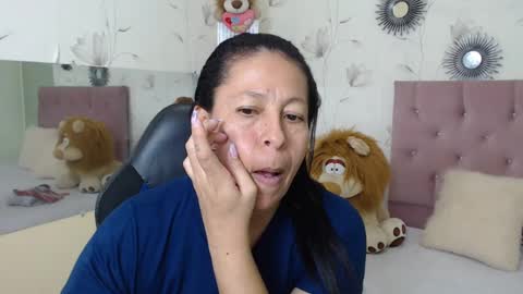 Martina online show from 02-11-25, 06:55