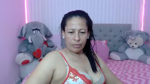 Martina online show from 02-27-25, 10:20