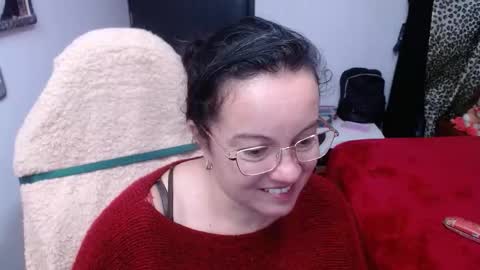 Snapshot of mature_wolf chatting on 11-07-25, 10:43 Sonia online show from 11-07-25, 10:43