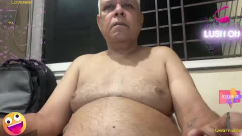 Snapshot of maturedman_44 chatting on 09-18-25, 10:56 DEV online show from 09-18-25, 10:56