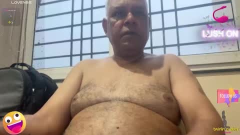 Snapshot of maturedman_44 chatting on 10-23-25, 12:10 DEV online show from 10-23-25, 12:10