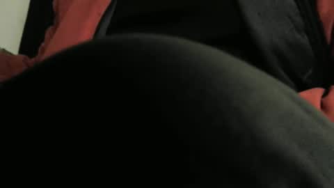 Snapshot of maty_212121 chatting on 03-04-25, 10:57 Mattias online show from 03-04-25, 10:57