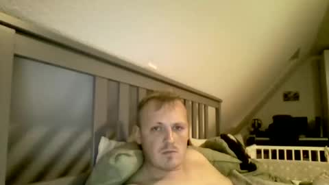 matzejohannsen97 online show from 11-22-25, 05:34