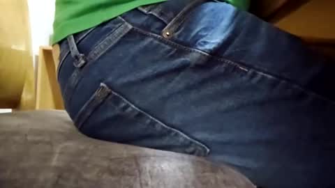 Snapshot of mau422 chatting on 10-20-25, 06:19 mau422 online show from 10-20-25, 06:19