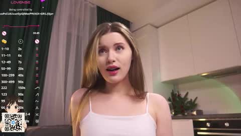 Lily online show from 12-14-25, 04:45