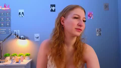 maureencoombs online show from 11-21-25, 04:11