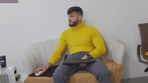 mauro_real_man online show from 11-12-25, 06:30