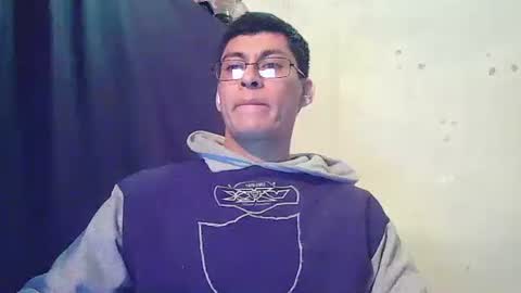 Snapshot of maurodirty chatting on 02-02-26, 05:28 Mauro online show from 02-02-26, 05:28