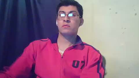 Snapshot of maurodirty chatting on 02-10-26, 06:06 Mauro online show from 02-10-26, 06:06