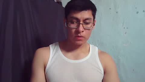 Snapshot of maurodirty chatting on 02-10-26, 08:02 Mauro online show from 02-10-26, 08:02