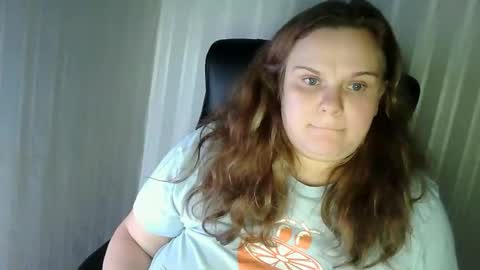 Snapshot of mavka2025 chatting on 11-14-25, 10:29 Mavka2025 online show from 11-14-25, 10:29