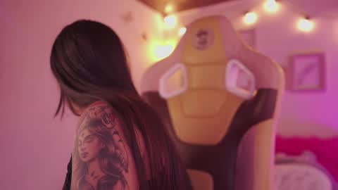 Snapshot of mavy_ chatting on 02-05-26, 06:45 MAVY online show from 02-05-26, 06:45